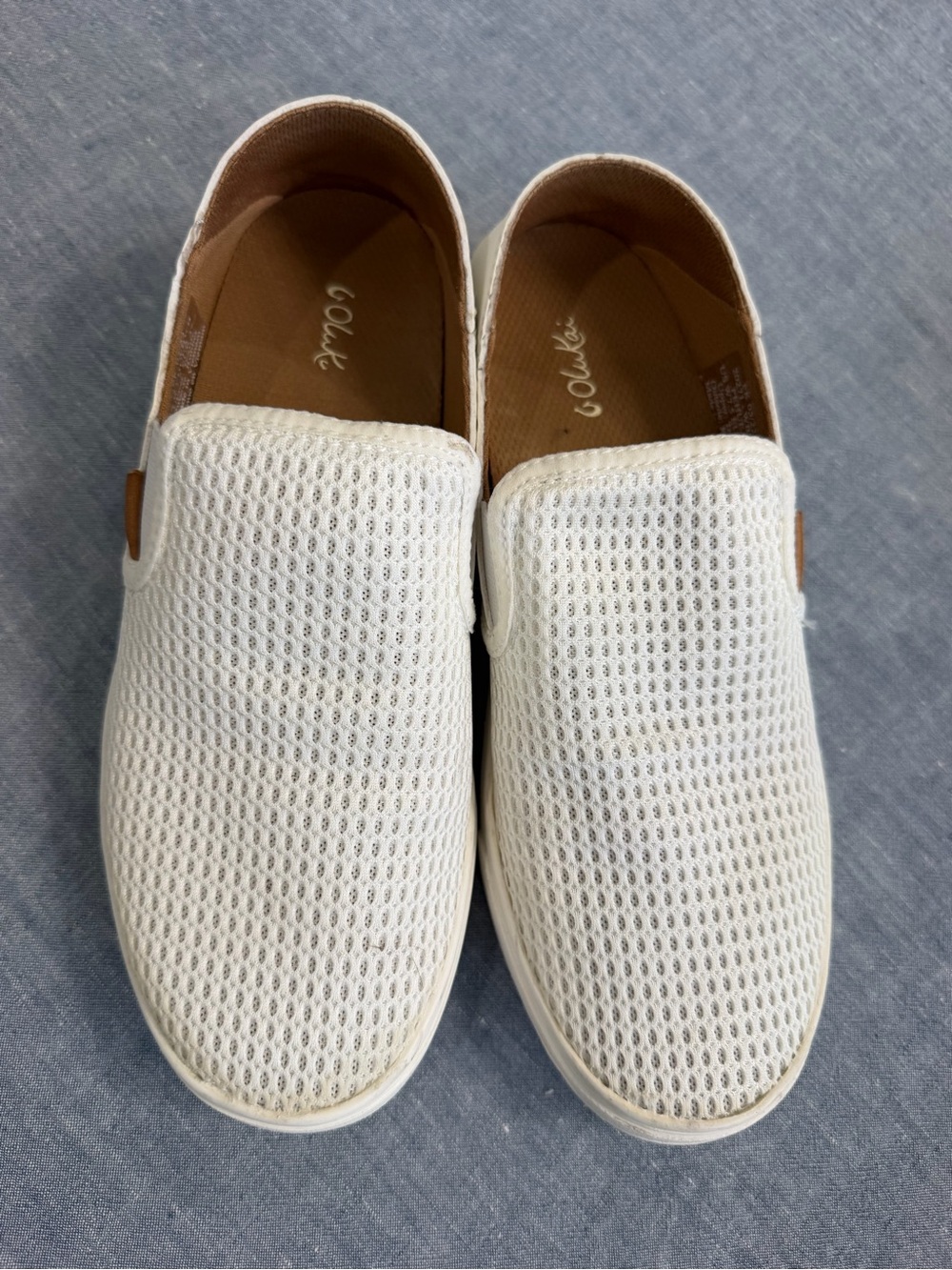 OluKai Women’s Breathable Mesh Slip-On Sneakers in Off-White W7.5